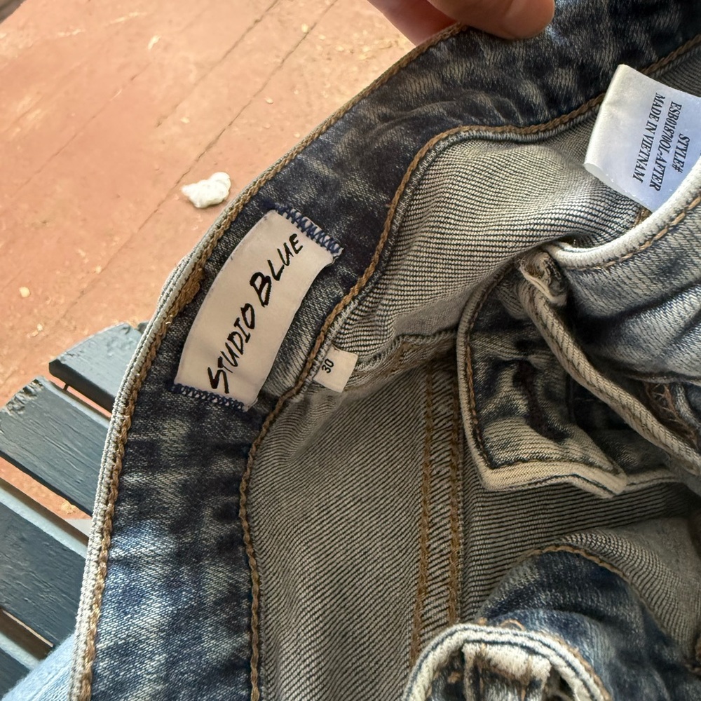 Studio Blue Denim Jeans with Natural Fading